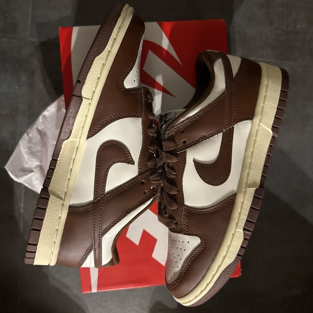 New women dunk